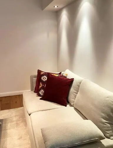 Exklusive 2-Zimmer Wohnung Am Osterdeich Mit Stil